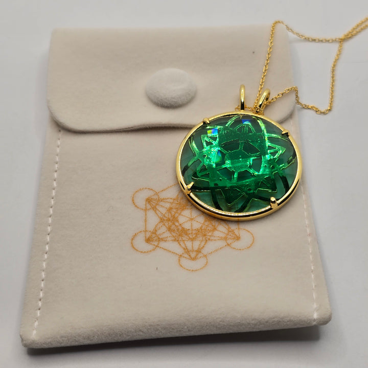 Cosmic Body Balance Pendant - Emerald Green (PI305)
