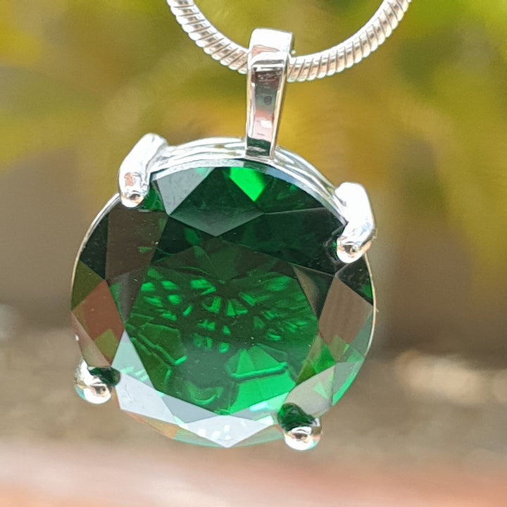 Metatrons Cube Pendant Emerald Grn (PI067)2R