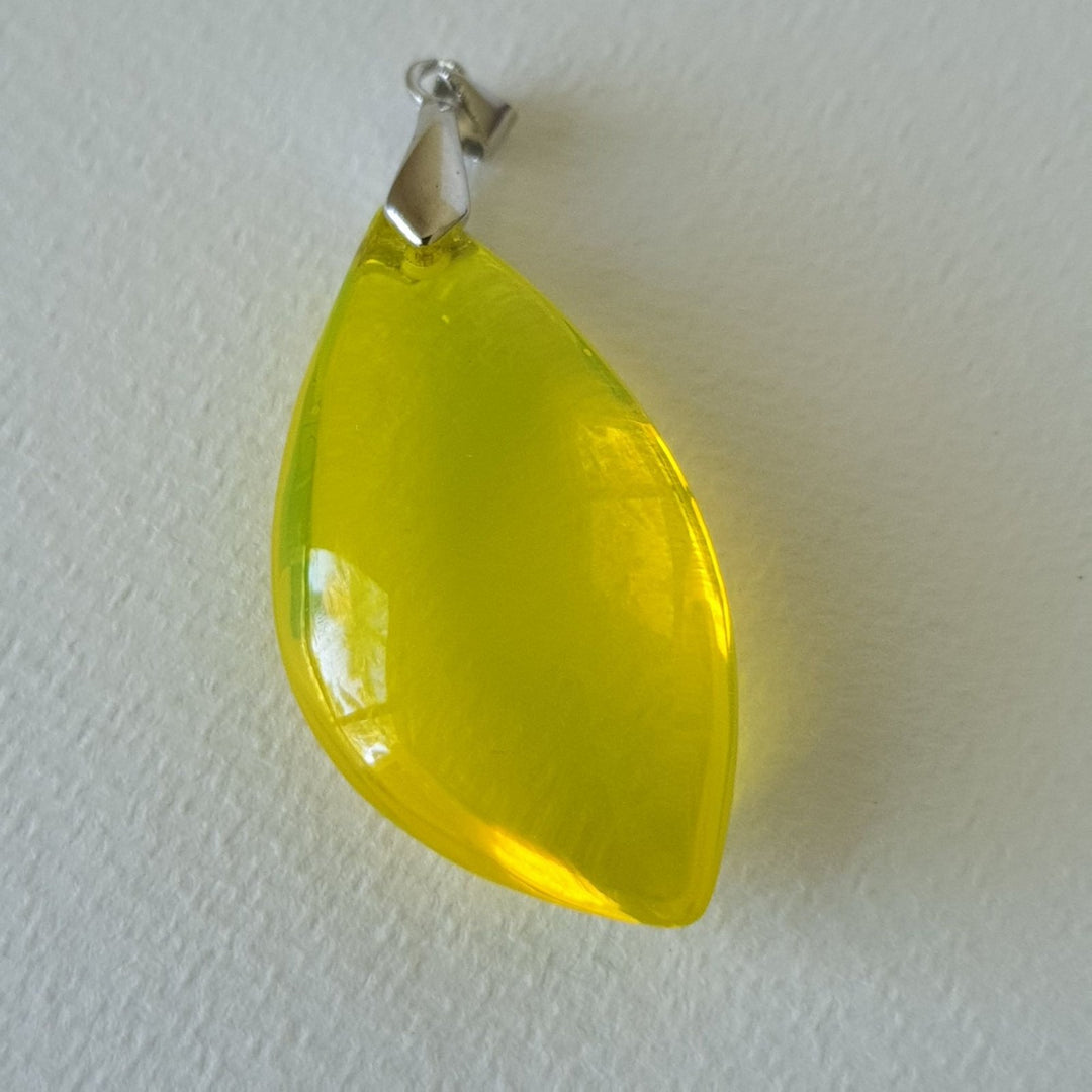 Electric Yellow Andara Polished Pendant 9g (PI149)R